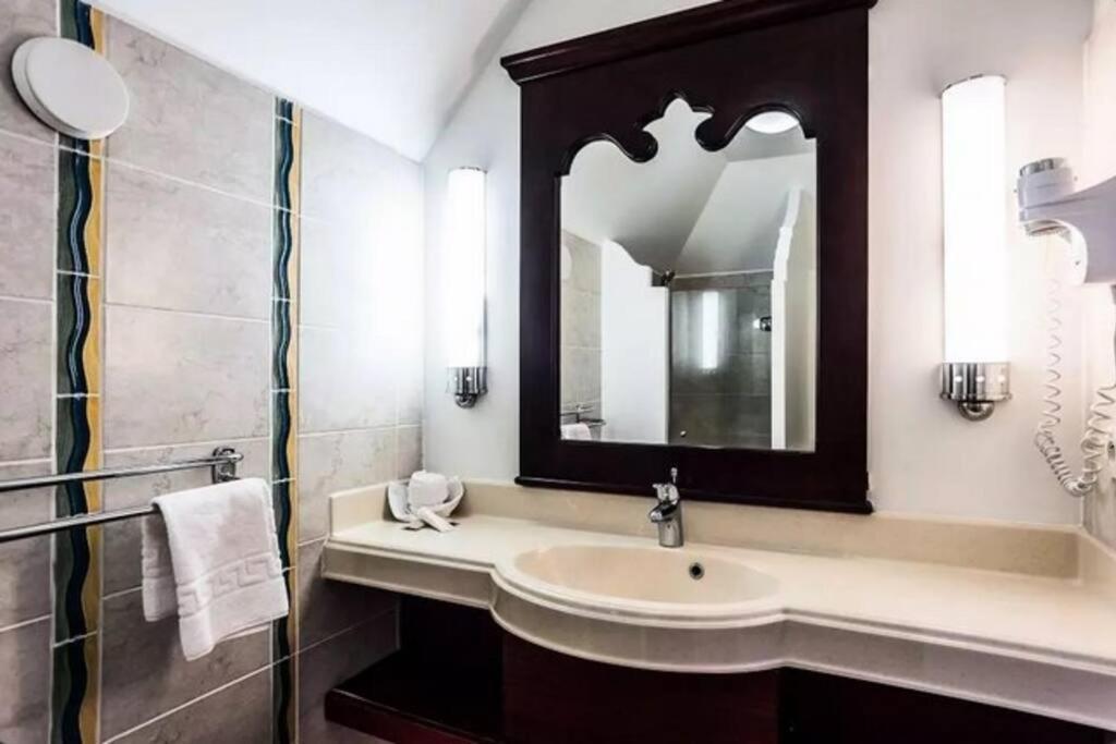 Acquabella Apartment Сен-Лу Екстериор снимка